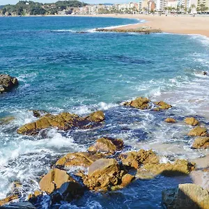 holiday-apartment-lloret-03.catalonia-hotels.com/